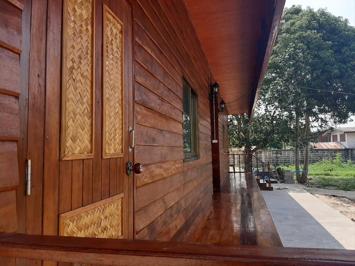 Baan Rabiangdao Uthaithani Uthai Thani Exteriér fotografie